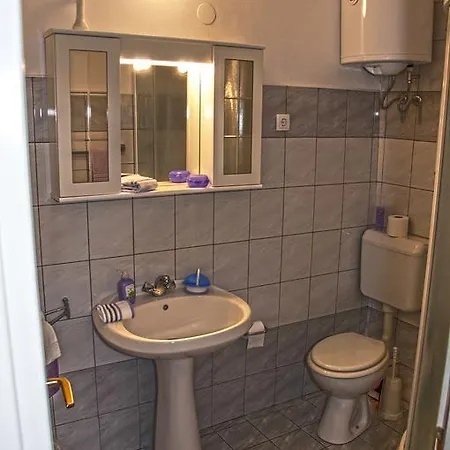 Marina Vendégház Komiža